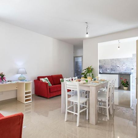 Il Giardino Fiorito Casa Vacanze 알게로 외부 사진
