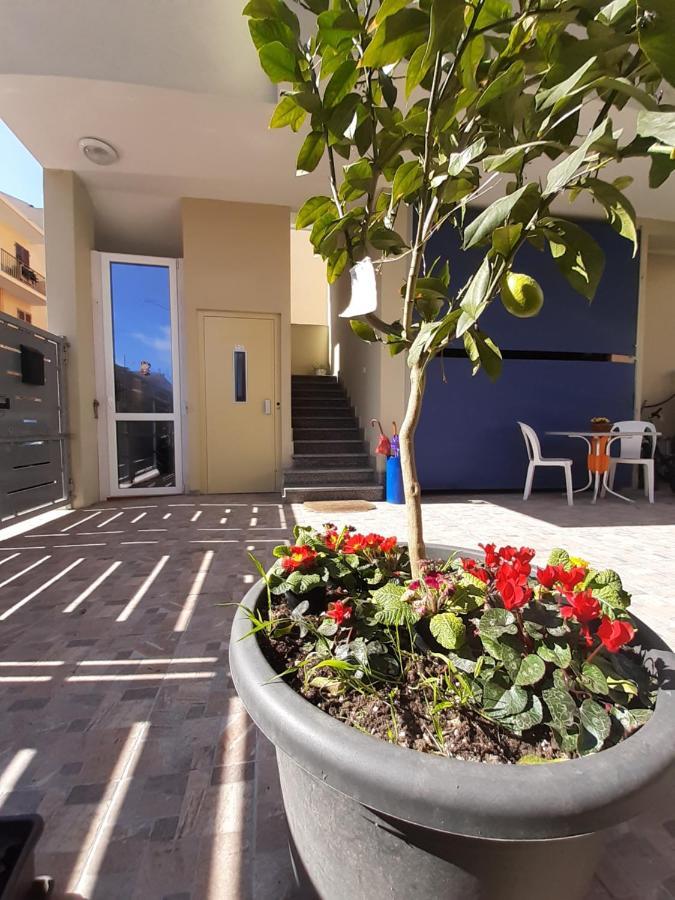 Il Giardino Fiorito Casa Vacanze 알게로 외부 사진
