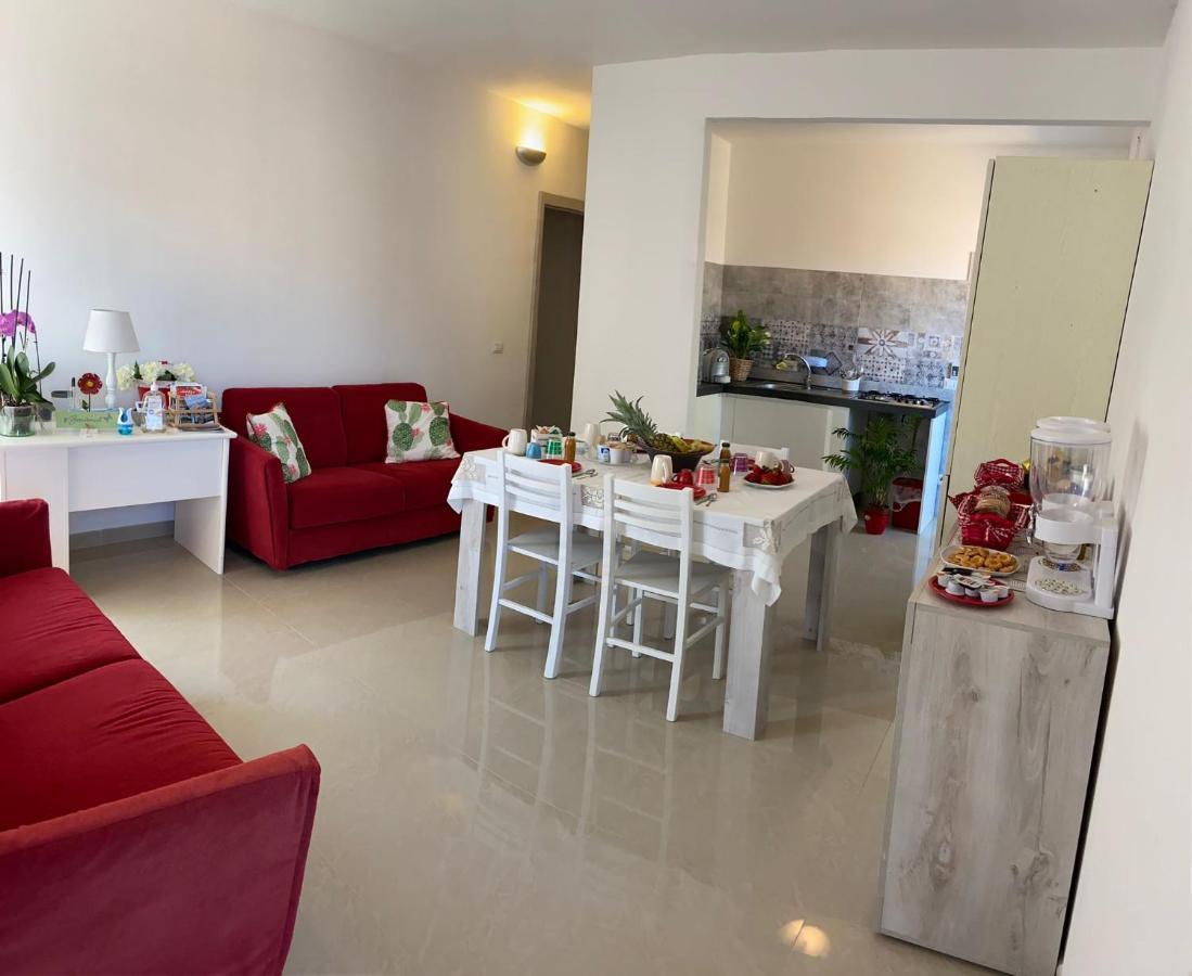 Il Giardino Fiorito Casa Vacanze 알게로 외부 사진